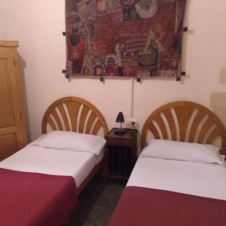 Hostal Corona Palma di Maiorca Esterno foto